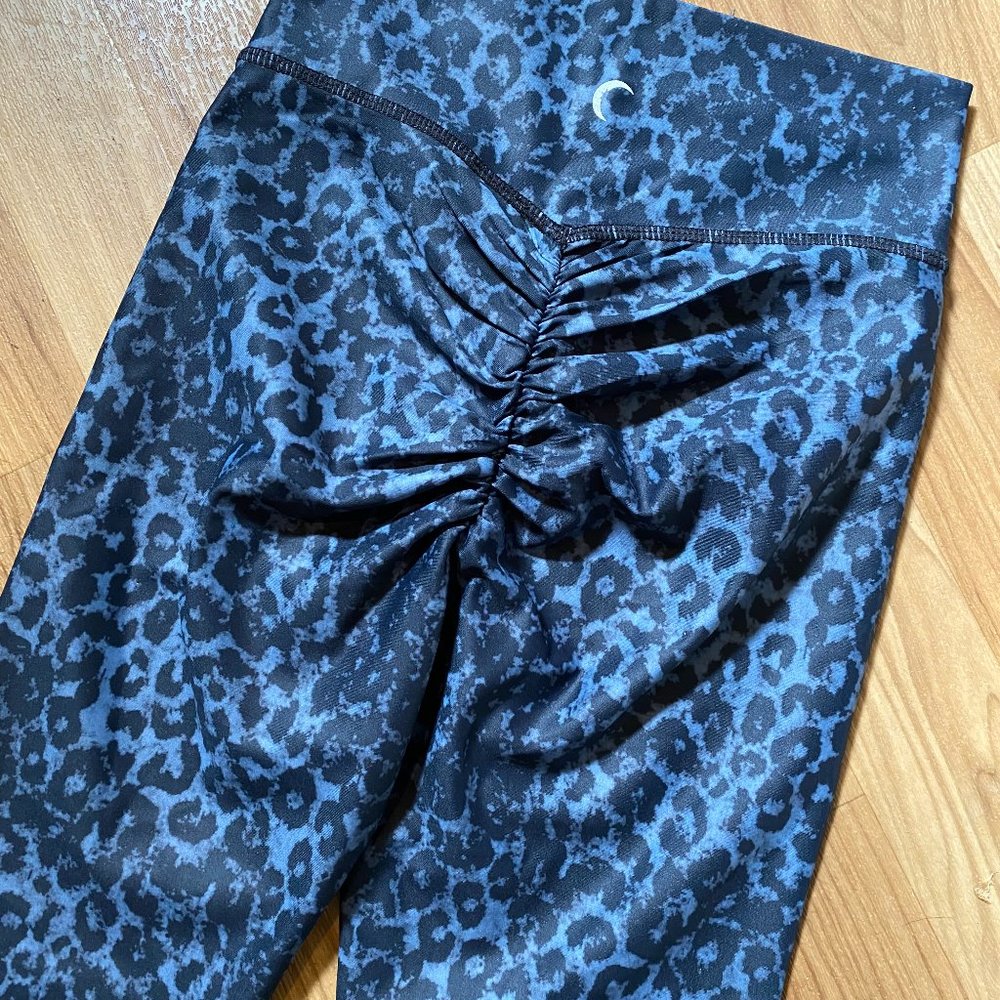 Women's ZYIA Active Leggings - Picture 5 of 5